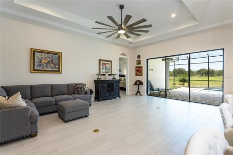 House in Palm Coast, Florida 3 bedrooms, 209.31 sq.m. № 1761969 - photo 13