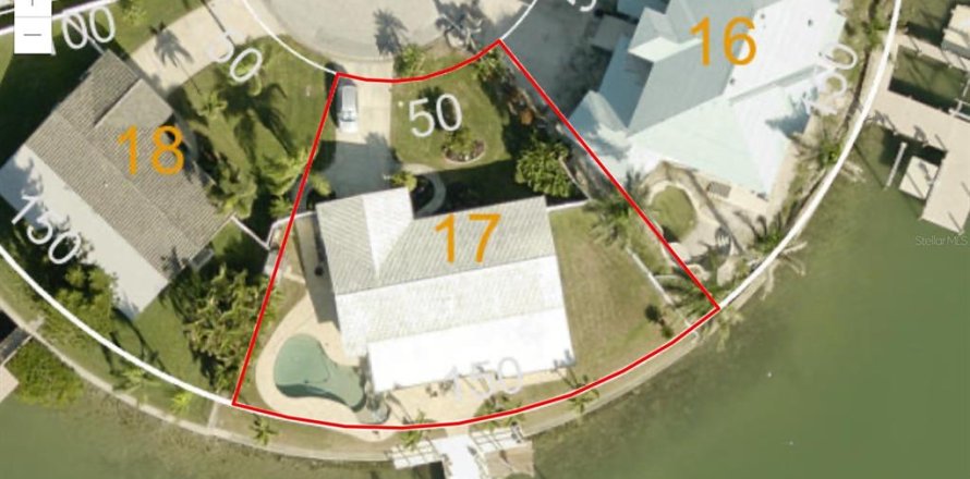 Land in Saint Petersburg, Florida № 1735404