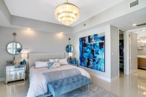 Condo in Hillsboro Beach, Florida, 3 bedrooms № 2186403 - photo 8