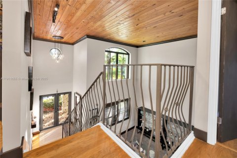 Villa ou maison à louer à Miami, Floride: 3 chambres, 161 m2 № 1966796 - photo 11