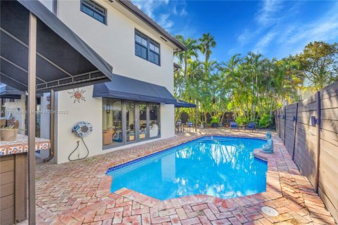 Villa ou maison à louer à Miami, Floride: 3 chambres, 161 m2 № 1966796 - photo 22