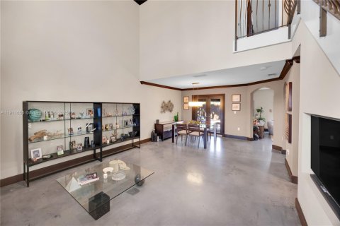 Villa ou maison à louer à Miami, Floride: 3 chambres, 161 m2 № 1966796 - photo 5