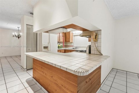 Купить виллу или дом в Майами, Флорида 3 спальни, 145.39м2, № 2051608 - фото 9