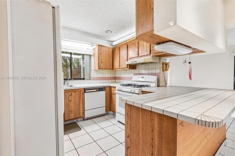 Купить виллу или дом в Майами, Флорида 3 спальни, 145.39м2, № 2051608 - фото 11