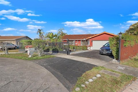 Купить виллу или дом в Майами, Флорида 3 спальни, 145.39м2, № 2051608 - фото 6