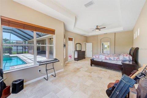 Casa en alquiler en New Port Richey, Florida, 5 dormitorios, 294.41 m2 № 1906454 - foto 25