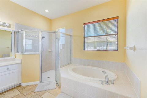 Casa en alquiler en New Port Richey, Florida, 5 dormitorios, 294.41 m2 № 1906454 - foto 27