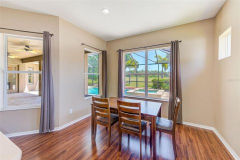 Casa en alquiler en New Port Richey, Florida, 5 dormitorios, 294.41 m2 № 1906454 - foto 18