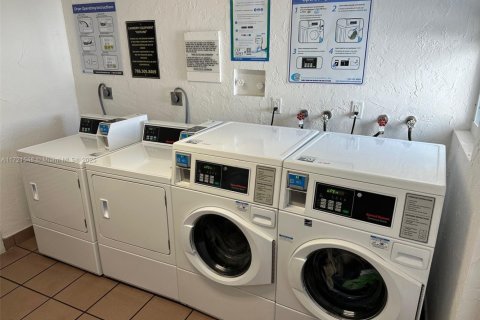 Copropriété à louer à Miami Beach, Floride: 1 chambre, 69.86 m2 № 1960339 - photo 9