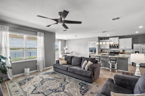 Villa ou maison à vendre à Port St. Lucie, Floride: 3 chambres, 155.33 m2 № 2188184 - photo 2