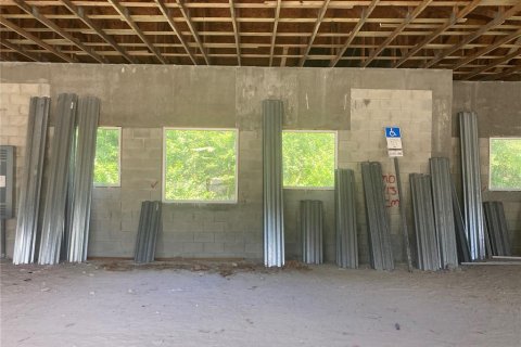 Commercial property in Port Charlotte, Florida № 1884807 - photo 8