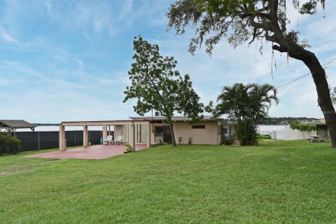 House in Orlando, Florida 2 bedrooms, 164.99 sq.m. № 1773787 - photo 2