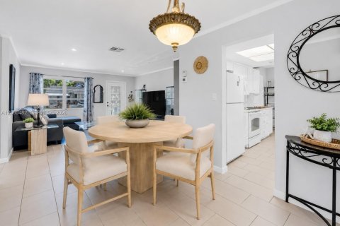 Villa ou maison à vendre à Tamarac, Floride: 3 chambres, 109.81 m2 № 2176438 - photo 25