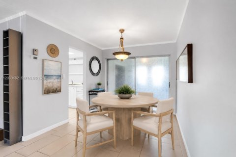 Villa ou maison à vendre à Tamarac, Floride: 3 chambres, 109.81 m2 № 2176438 - photo 24