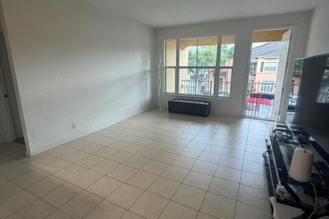 Copropriété à vendre à Palm Springs, Floride: 2 chambres, 93.27 m2 № 2351132 - photo 8