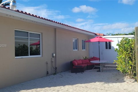 Villa ou maison à vendre à South Miami, Floride: 3 chambres, 138.24 m2 № 2085721 - photo 8
