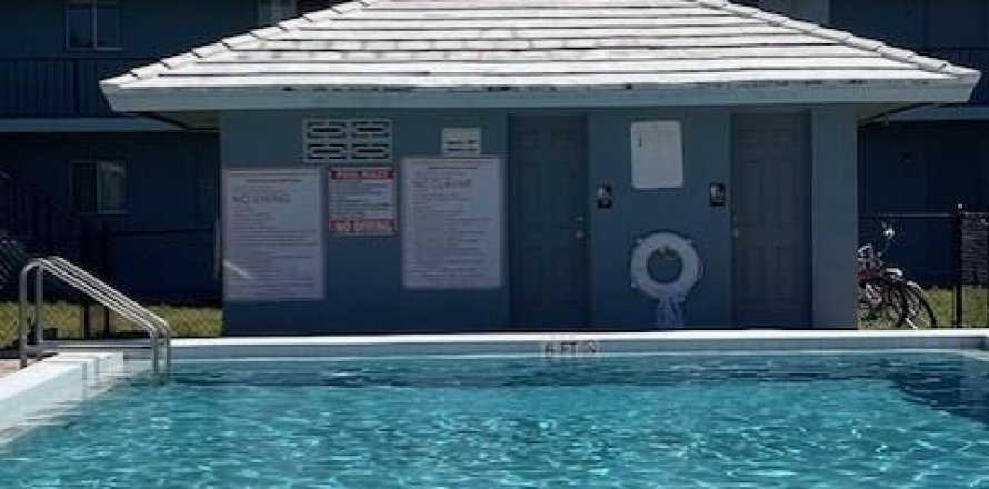 Condo in Lake Worth, Florida, 1 bedroom  № 1102374