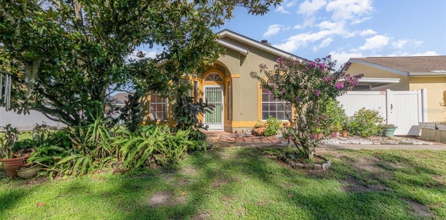 Casa en Winter Springs, Florida 3 dormitorios, 102.29 m2 № 1849863