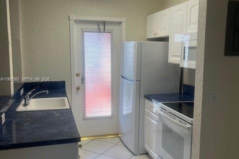 Condominio en venta en Fort Lauderdale, Florida, 2 dormitorios, 81.75 m2 № 2049584 - foto 6