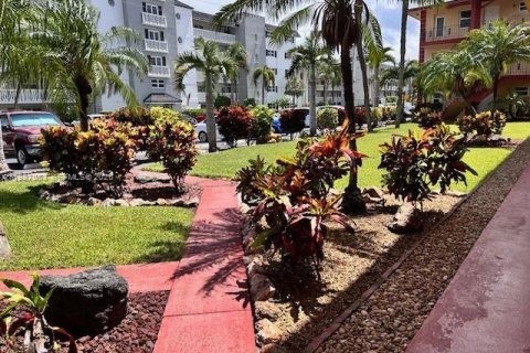 Condominio en venta en Fort Lauderdale, Florida, 2 dormitorios, 81.75 m2 № 2049584 - foto 2