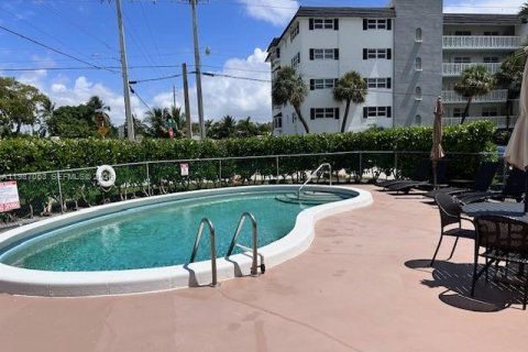 Condo in Fort Lauderdale, Florida, 2 bedrooms  № 2049584