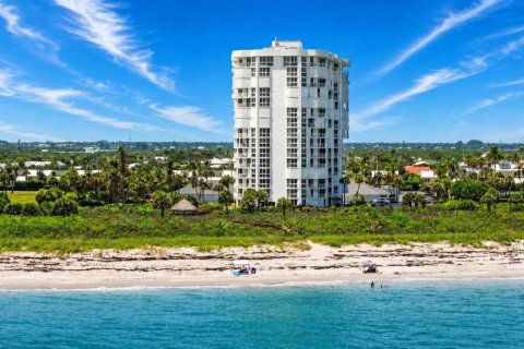 Copropriété à vendre à Hutchinson Island South, Floride: 2 chambres, 109.07 m2 № 2192909 - photo 3
