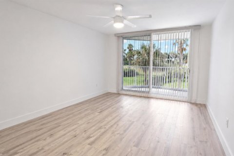 Copropriété à vendre à Hutchinson Island South, Floride: 2 chambres, 109.07 m2 № 2192909 - photo 15