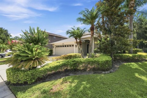 House in Odessa, Florida 3 bedrooms, 161.19 sq.m. № 2195855 - photo 3