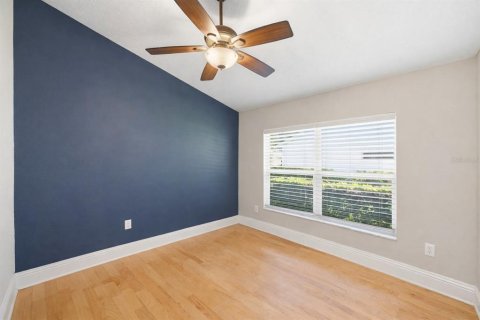 House in Odessa, Florida 3 bedrooms, 161.19 sq.m. № 2195855 - photo 12