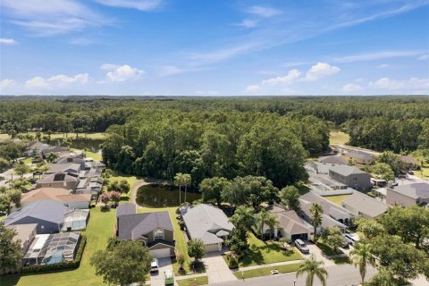 House in Odessa, Florida 3 bedrooms, 161.19 sq.m. № 2195855 - photo 5