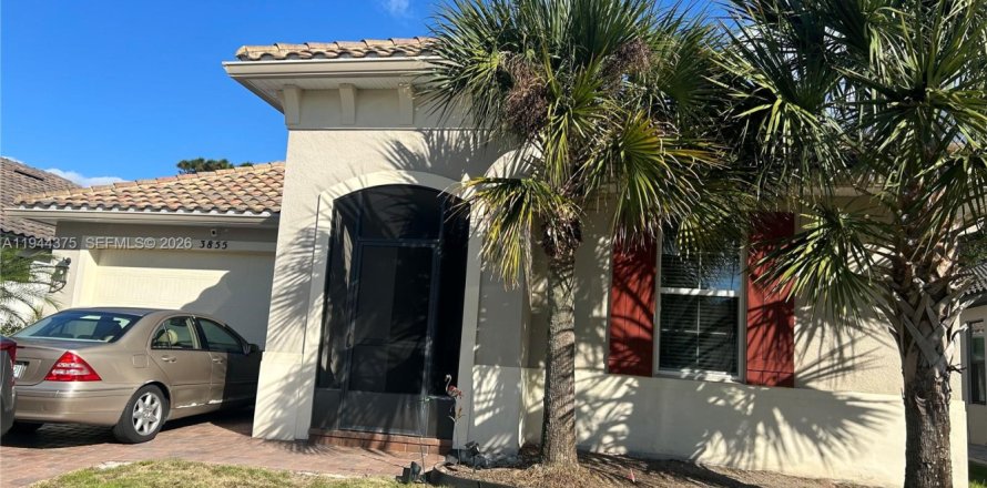 Casa en Kissimmee, Florida 4 dormitorios № 2001035