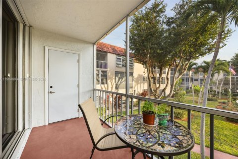 Copropriété à vendre à Deerfield Beach, Floride: 2 chambres, 91.04 m2 № 2026317 - photo 15