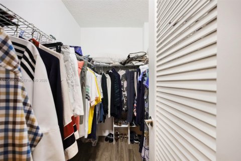 Copropriété à vendre à Deerfield Beach, Floride: 2 chambres, 91.04 m2 № 2026317 - photo 11