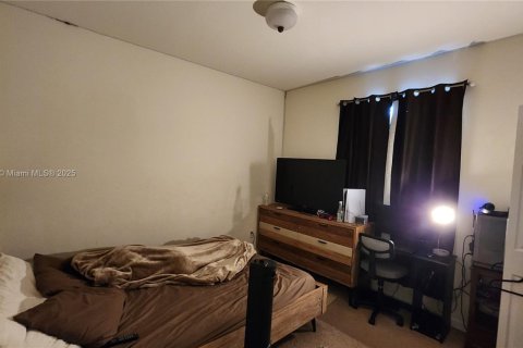 Villa ou maison à louer à Kendall, Floride: 5 chambres, 228.08 m2 № 1939254 - photo 9