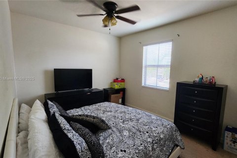 Villa ou maison à louer à Kendall, Floride: 5 chambres, 228.08 m2 № 1939254 - photo 8