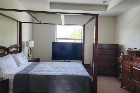 Villa ou maison à louer à Kendall, Floride: 5 chambres, 228.08 m2 № 1939254 - photo 16