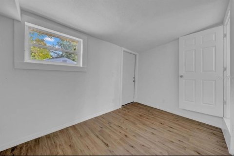 Casa en alquiler en Tampa, Florida, 3 dormitorios, 136.01 m2 № 1918265 - foto 9