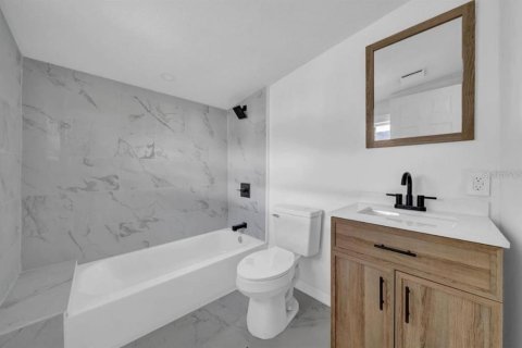 Casa en alquiler en Tampa, Florida, 3 dormitorios, 136.01 m2 № 1918265 - foto 7