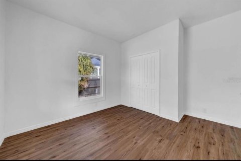 Casa en alquiler en Tampa, Florida, 3 dormitorios, 136.01 m2 № 1918265 - foto 10