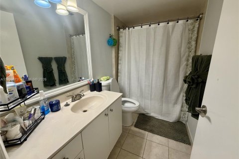 Copropriété à vendre à Miami, Floride: 1 chambre, 69.68 m2 № 2007053 - photo 9