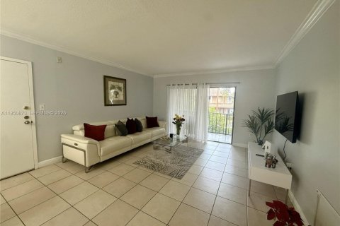Copropriété à vendre à Miami, Floride: 1 chambre, 69.68 m2 № 2007053 - photo 5