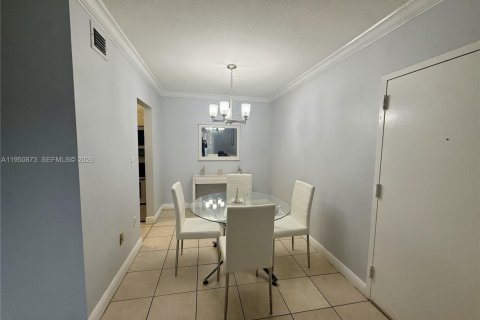 Copropriété à vendre à Miami, Floride: 1 chambre, 69.68 m2 № 2007053 - photo 7