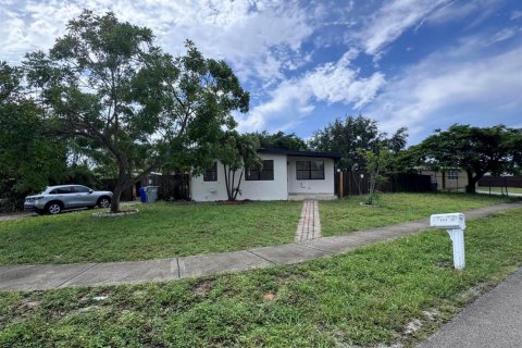 Villa ou maison à Pompano Beach, Floride 2 chambres, 78.97 m2 № 2168477
