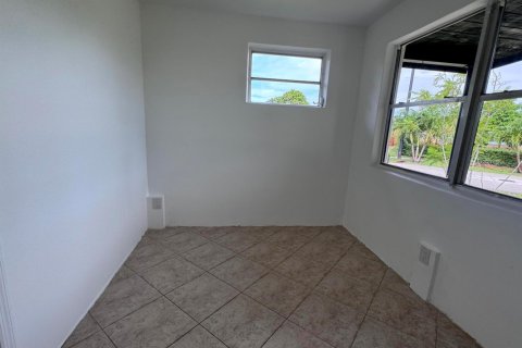 Villa ou maison à louer à Pompano Beach, Floride: 2 chambres, 78.97 m2 № 2168477 - photo 11