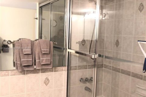Copropriété à vendre à Hallandale Beach, Floride: 1 chambre, 91.23 m2 № 2037794 - photo 30