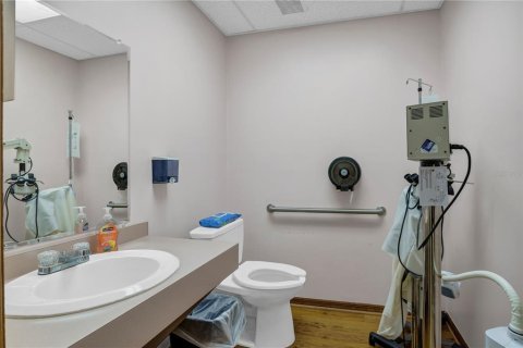 Купить коммерческую недвижимость в Уинтер-Хейвен, Флорида 424.19м2, № 2324992 - фото 21