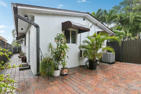 Villa ou maison à vendre à Miami, Floride: 3 chambres, 107.3 m2 № 1809399 - photo 21