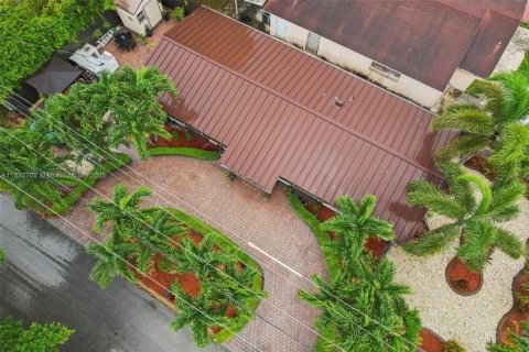 Villa ou maison à vendre à Miami, Floride: 3 chambres, 107.3 m2 № 1809399 - photo 22