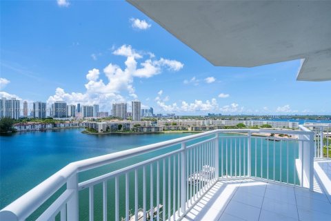 Купить кондоминиум в Авентура, Флорида 2 спальни, 149.11м2, № 1809642 - фото 3