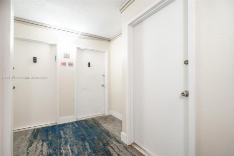 Купить кондоминиум в Авентура, Флорида 2 спальни, 149.11м2, № 1809642 - фото 12